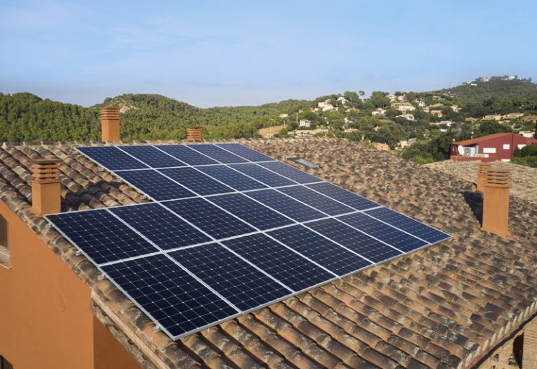 Paneles solares fotovoltaicos en Valencia