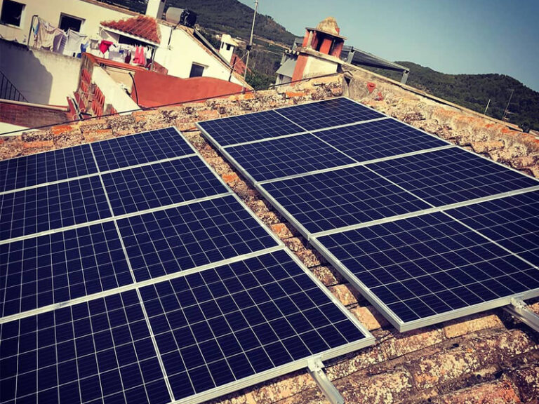 Instalación de placas solares fotovoltaicos